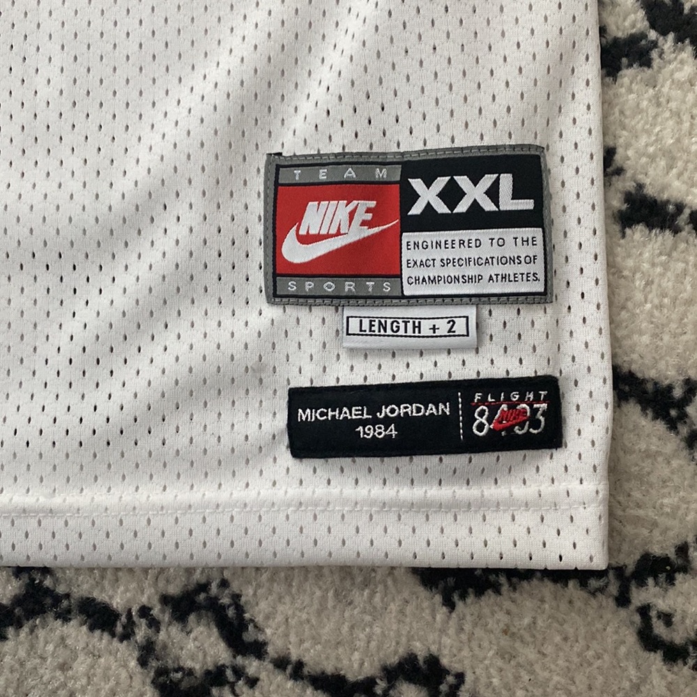 🔥 Michael Jordan 1984 flight 8403 jersey - Picture 3 of 4